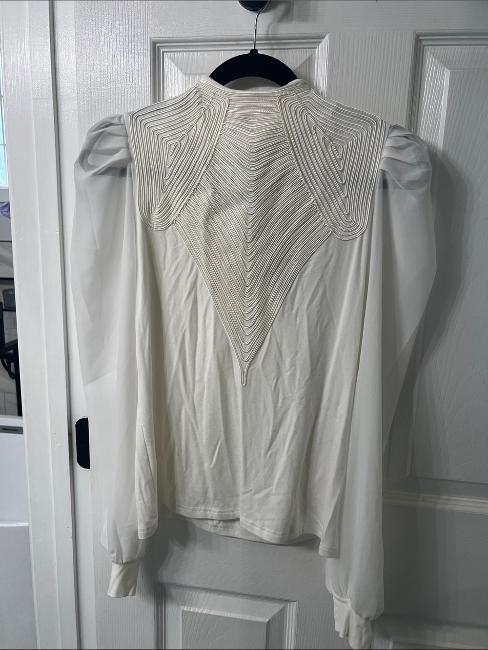 NWT Gracia White Soutache Embroidered Puff Sleeve Top S